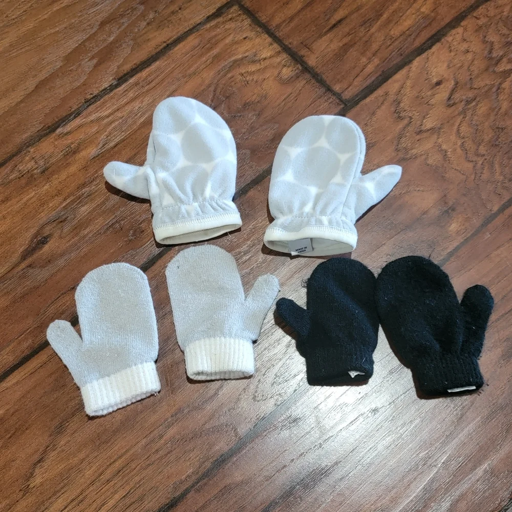 Infant mittens